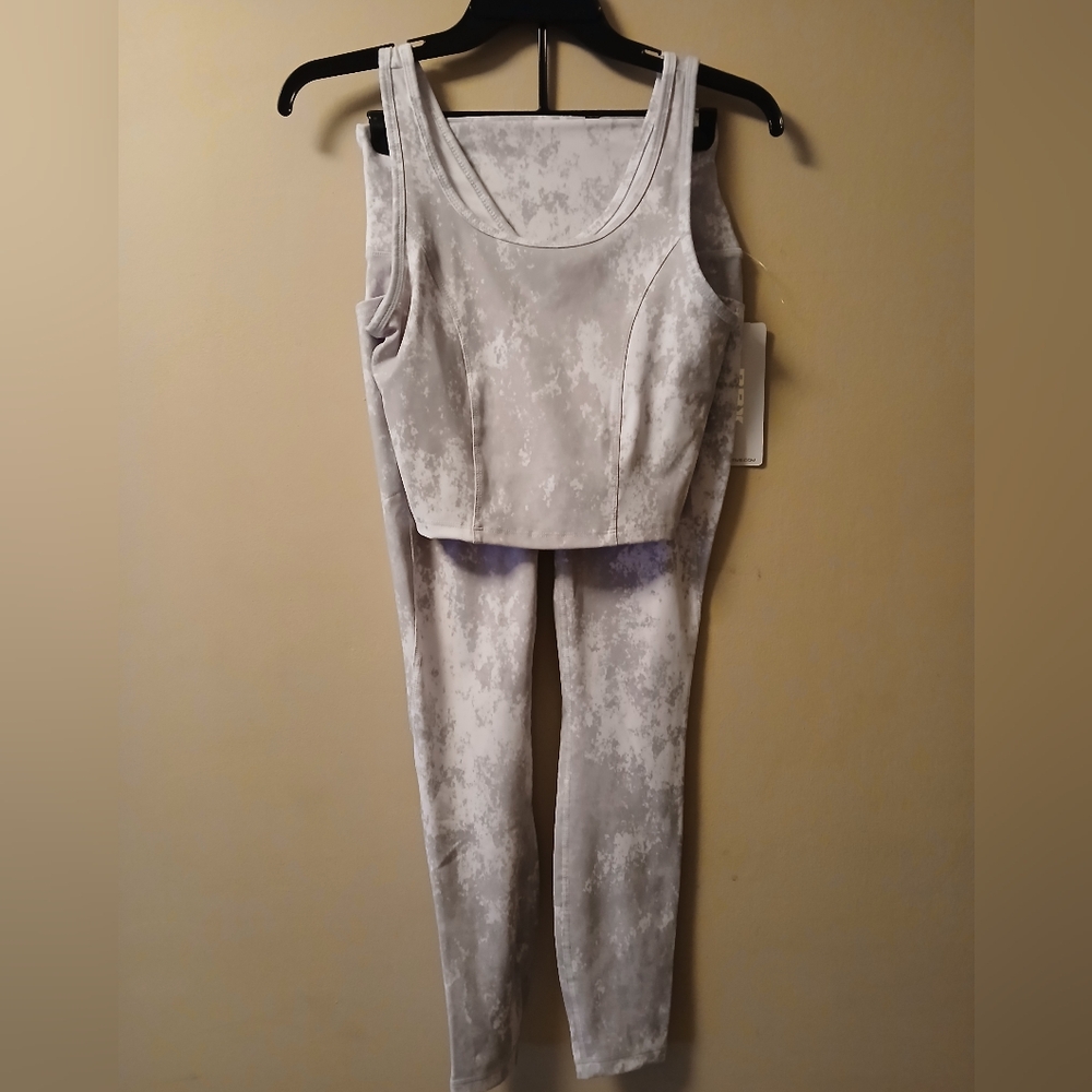 New Women's RBX outfit